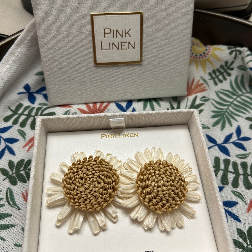 ✂️ Pink Linen Sunflower Earrings ✂️